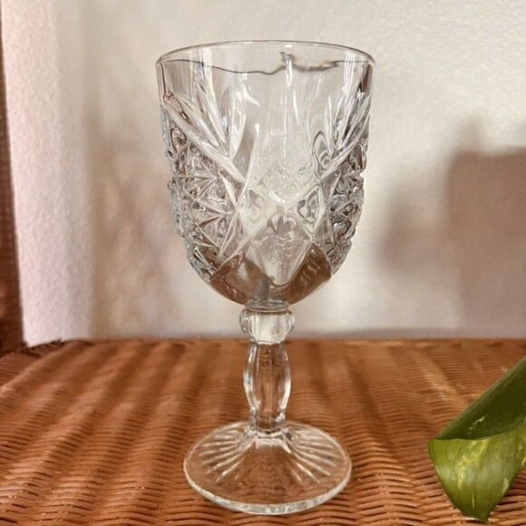 Vintage Libby brilliant Pressed Glass Water Goblet Wine Barware Drinkware - Picture 9 of 11